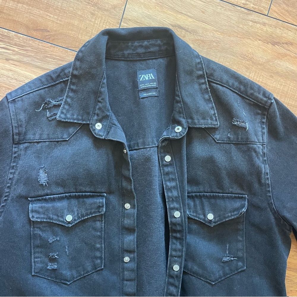 Zara Men’s Distress Ripped Black Denim Jacket Size Large - Picture 7 of 10
